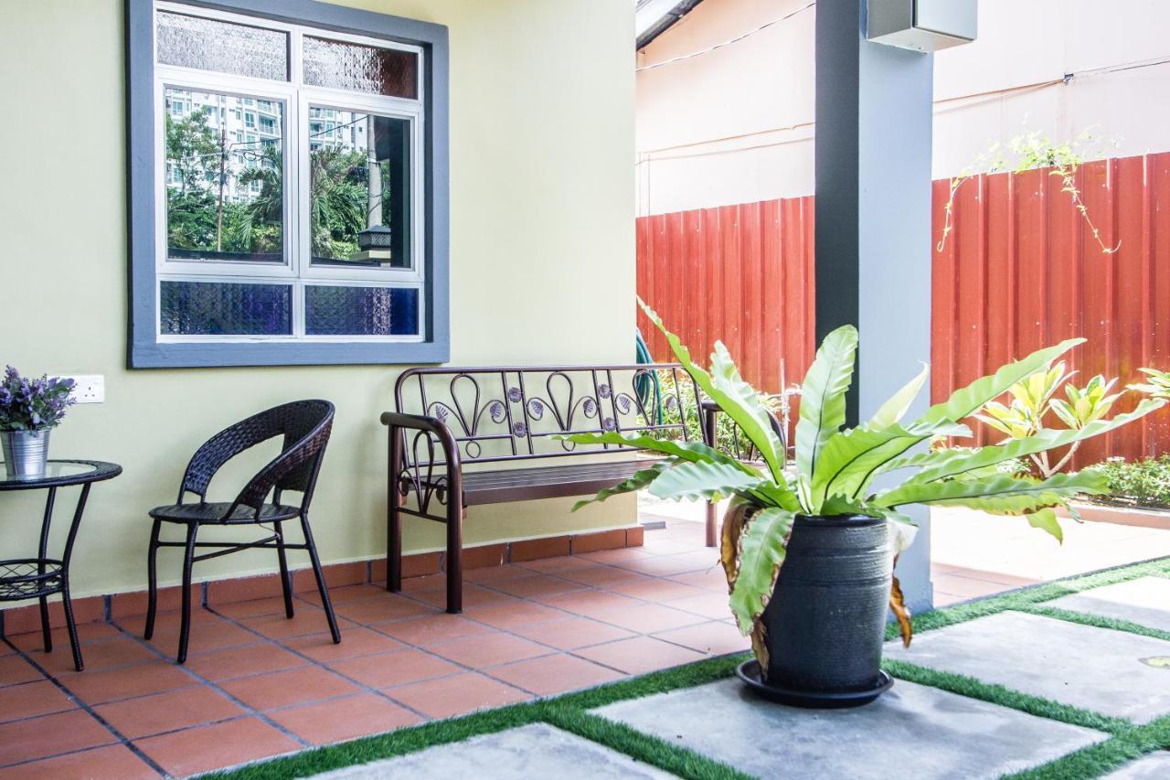 Explore 5Br Gardenhouse Retreats Butterworth Εξωτερικό φωτογραφία